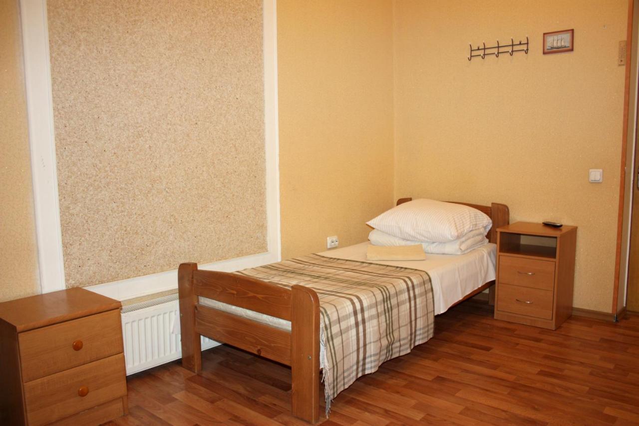 Inn Khlibodarskiy Khlibodarske Exteriér fotografie